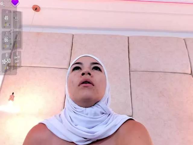 amira-s on BongaCams