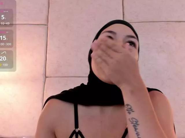 amira-s on BongaCams