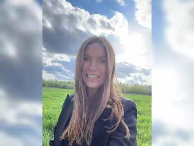 ann-den on BongaCams 