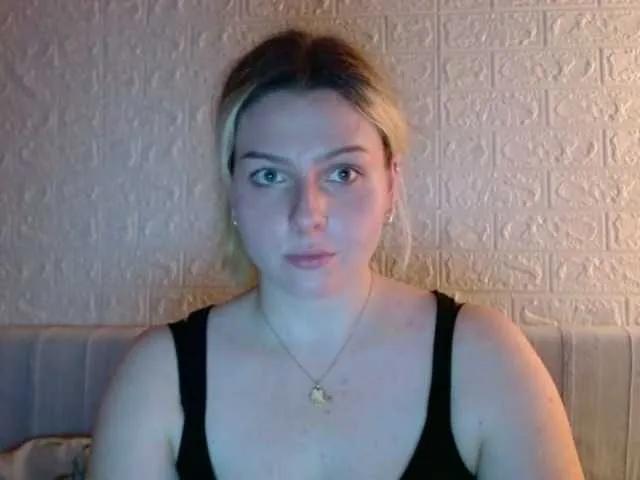 BritneyBlond on BongaCams