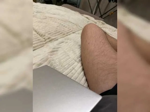 Daddyyyc on BongaCams