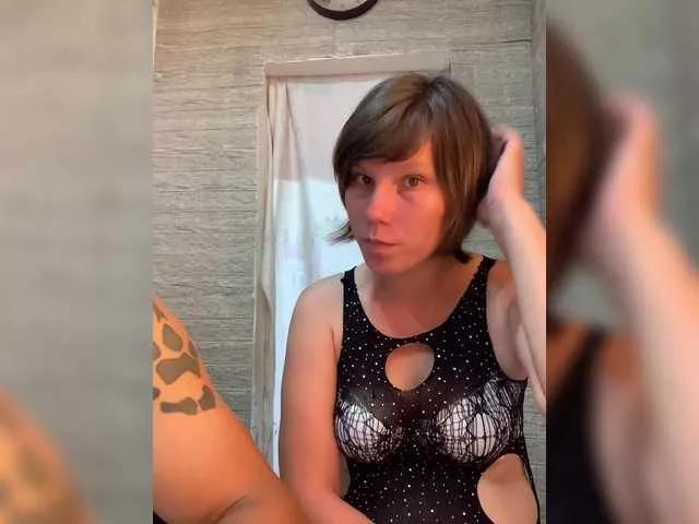 Dmeesk on BongaCams