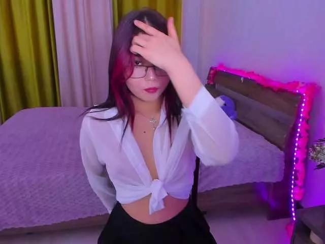 Dollyiaa on BongaCams 