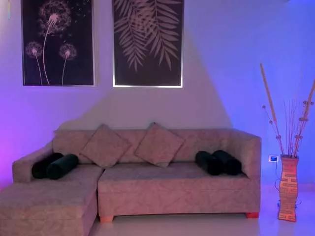 EloisaOlivero on BongaCams