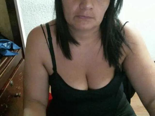 fierywoman on BongaCams