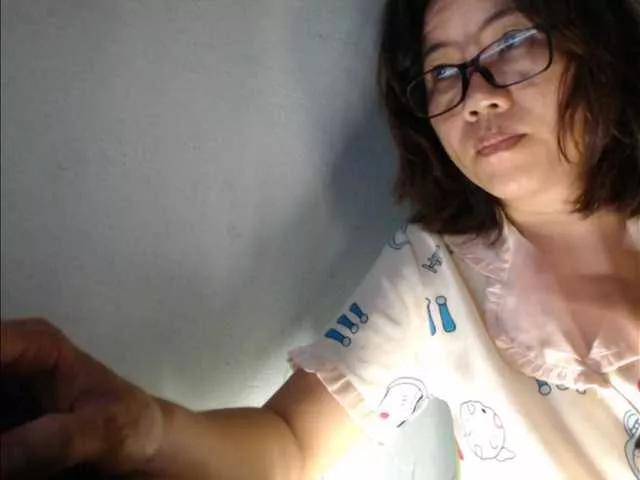 Hill6969 on BongaCams