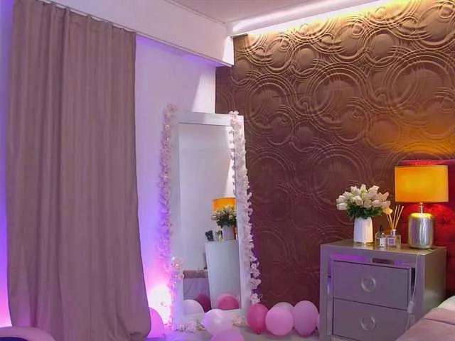 IrisMonn on BongaCams 