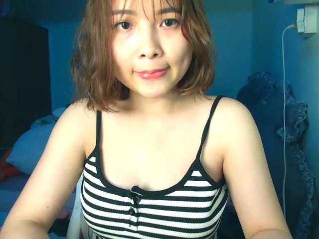 Julia98 on BongaCams