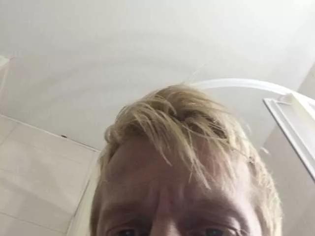 Lolipops69 on BongaCams 