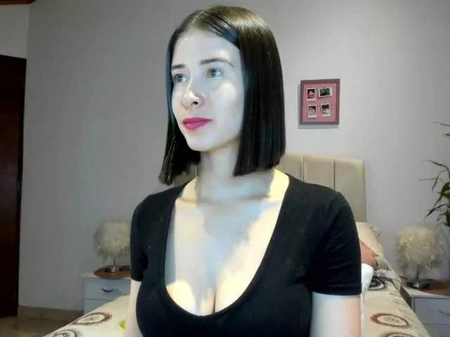 macarena-60 on BongaCams 