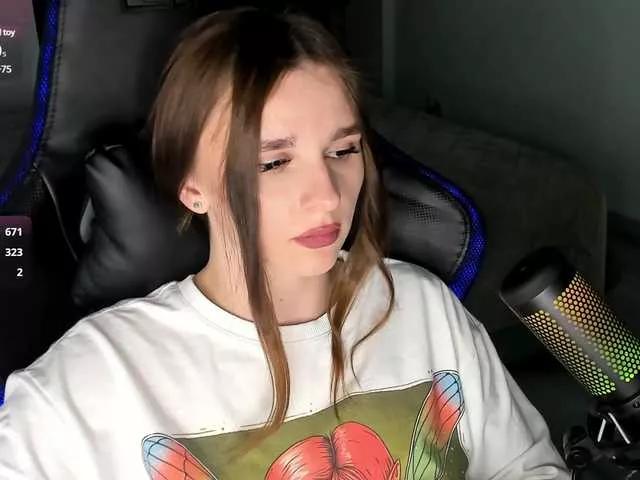 MCfly-1 on BongaCams