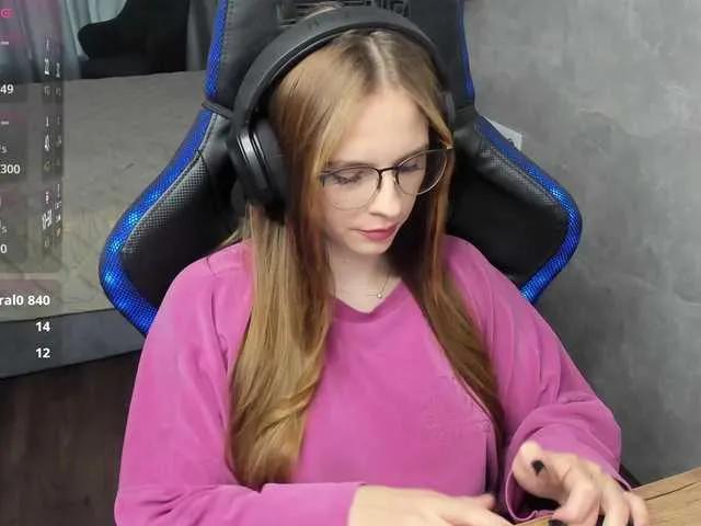 MCfly-1 on BongaCams