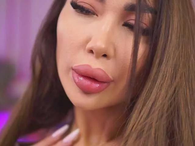MissMooon on BongaCams 