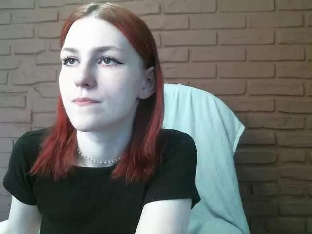 Moonlitmiragea on BongaCams 