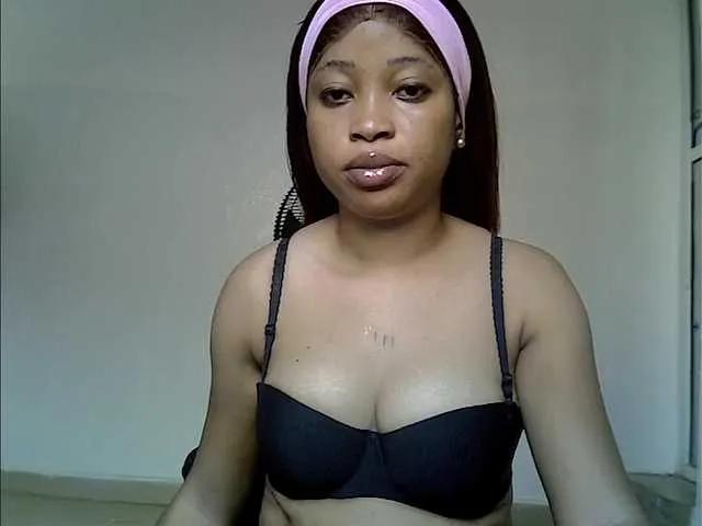 Nastymee on BongaCams