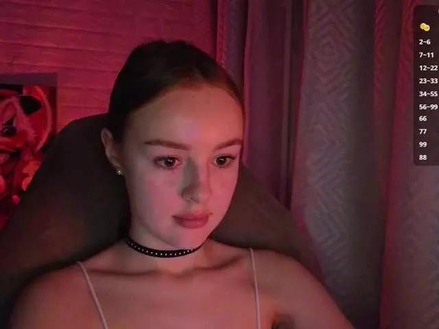 Nestyzz on BongaCams