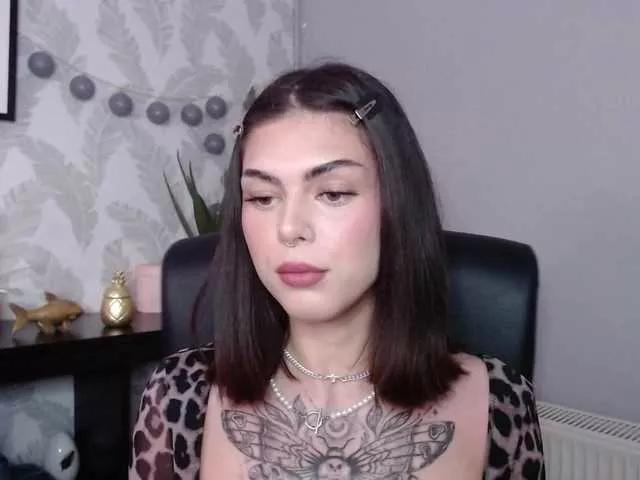 NovaSin on BongaCams