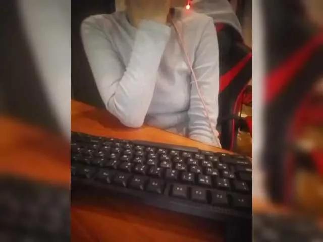 Olik-Pisa on BongaCams