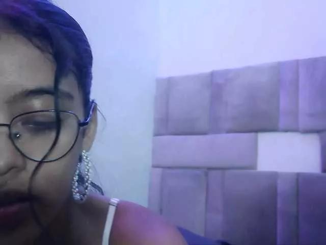 pocahontasb1 on BongaCams