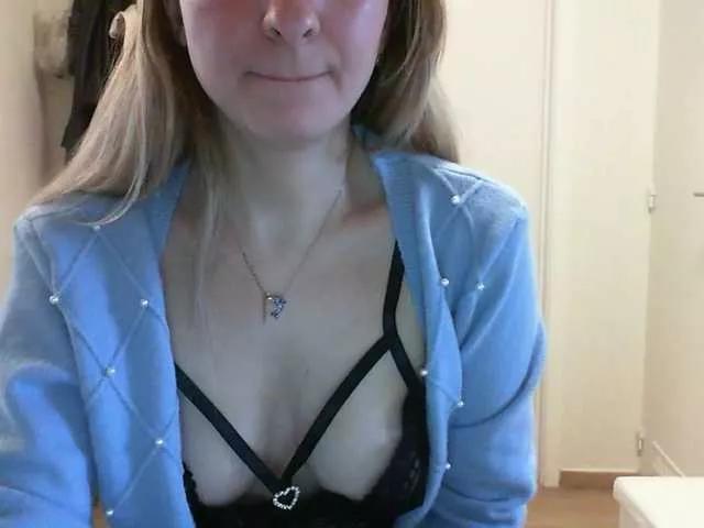 RuslanaFlower on BongaCams