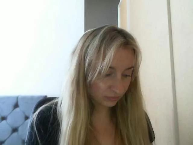 RuslanaFlower on BongaCams