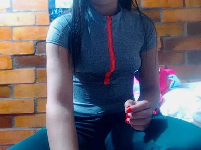 Sabrinav on BongaCams