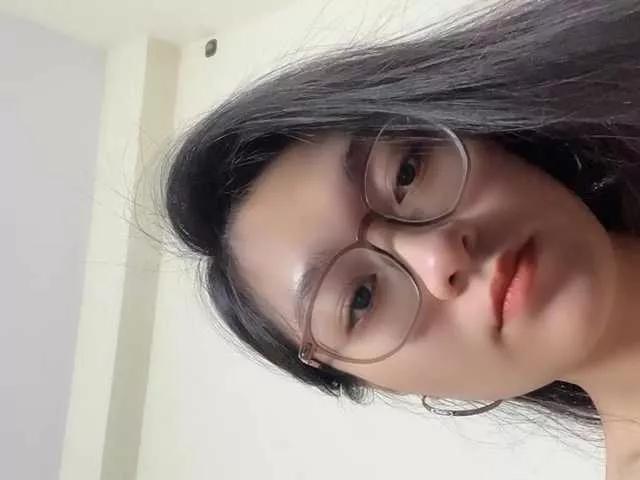Selena295 on BongaCams 