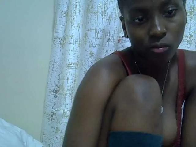 Sexythiny on BongaCams