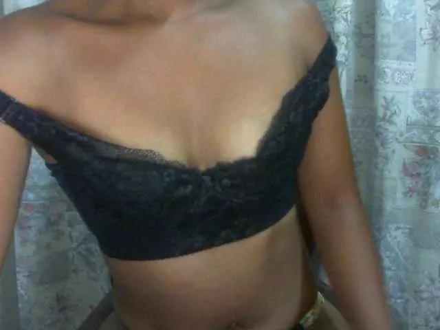 Undiee1 on BongaCams