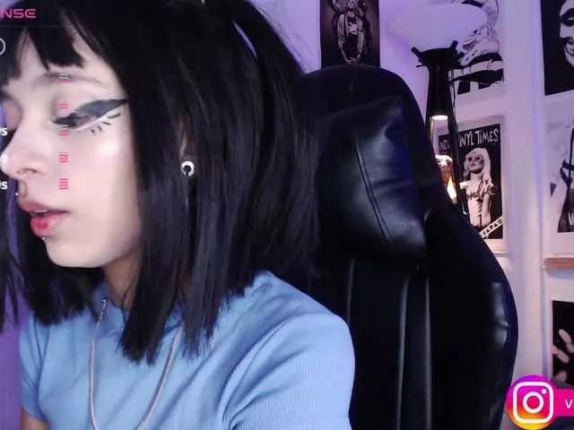 Violetlane on BongaCams