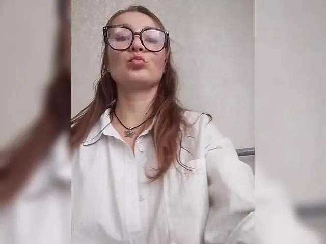 Yulia777 on BongaCams