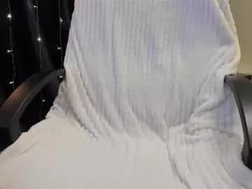 _vallylove on Chaturbate