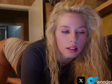 allissonhotbb on Chaturbate 