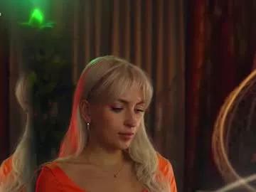 artmosphera on Chaturbate