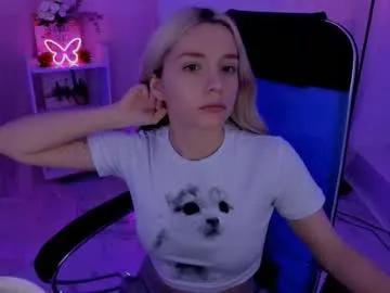 aurorawrenfield on Chaturbate