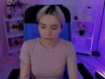 aurorawrenfield on Chaturbate