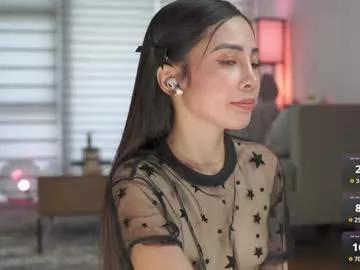 belle_adrienne on Chaturbate