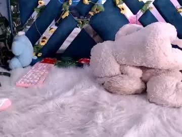 charly_evans60 on Chaturbate