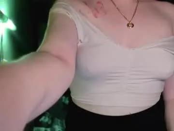 cutemivi on Chaturbate