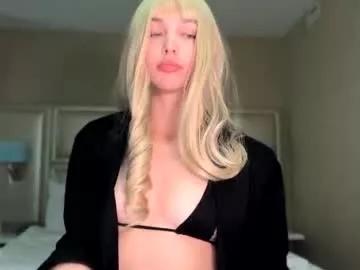 cutieeeeva on Chaturbate