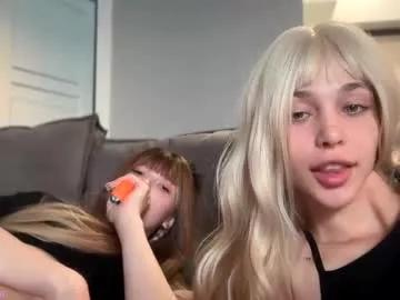 cutieeeeva on Chaturbate
