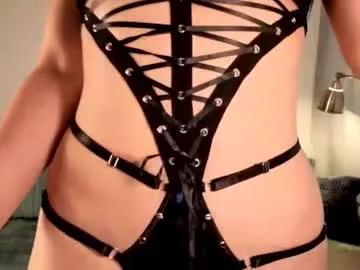 cutieeeeva on Chaturbate