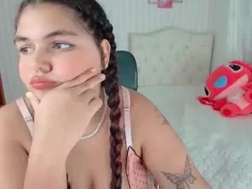 daeneryslove_doll on Chaturbate