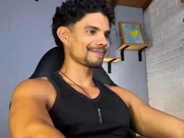 daniel0910s on Chaturbate