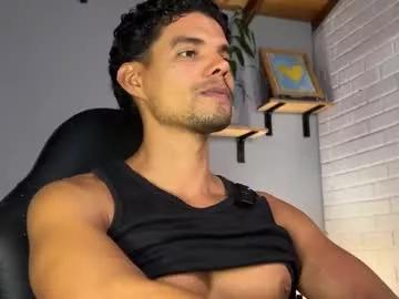 daniel0910s on Chaturbate