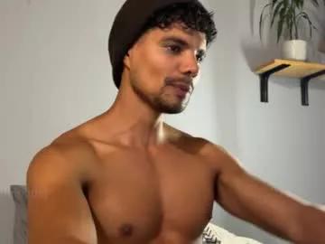 daniel0910s on Chaturbate