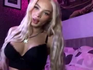 diamond_the_blonde on Chaturbate