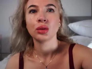 eseniyalove on Chaturbate