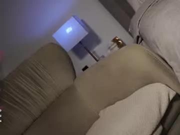 eseniyalove on Chaturbate