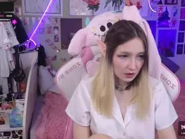evie_rosen on Chaturbate